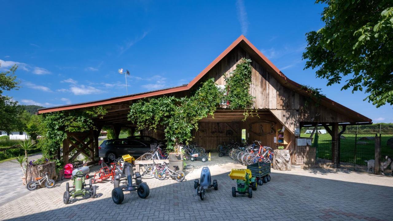 Erlebnisbauernhof Tschom Sankt Kanzian am Klopeiner See Dış mekan fotoğraf
